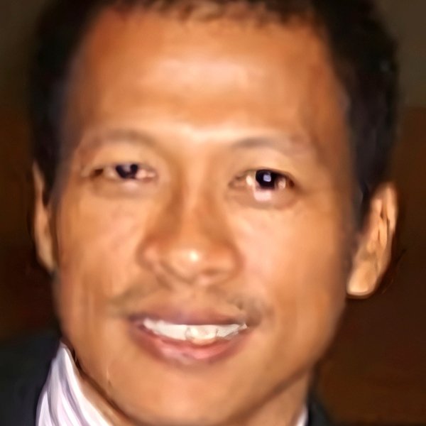 Banlop Lomnoi