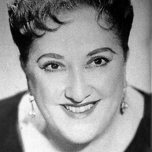 Carlota Solares
