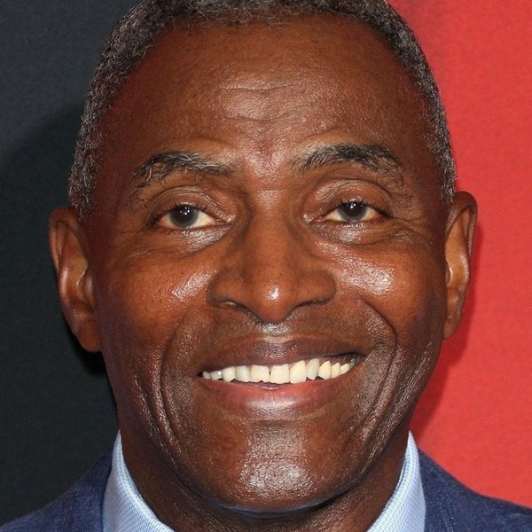 Carl Lumbly
