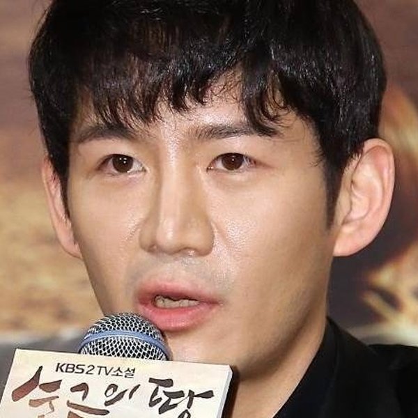 Lee Byung-hoon