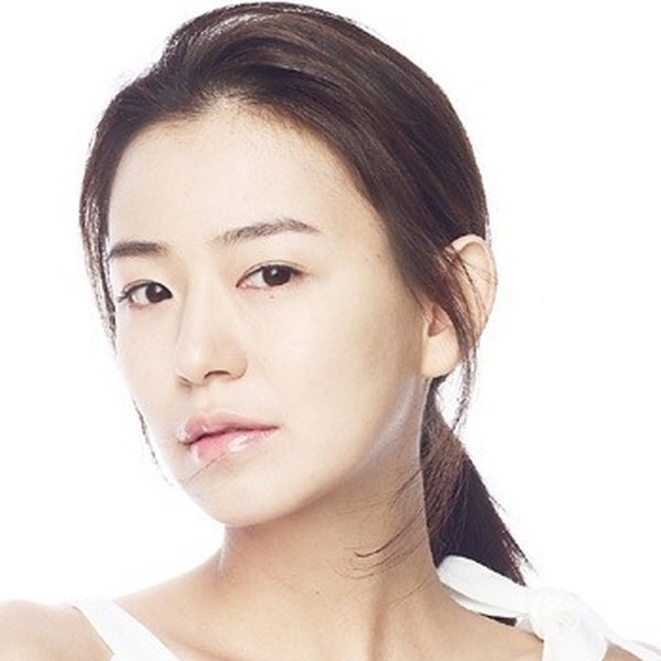 Shim Yi Young