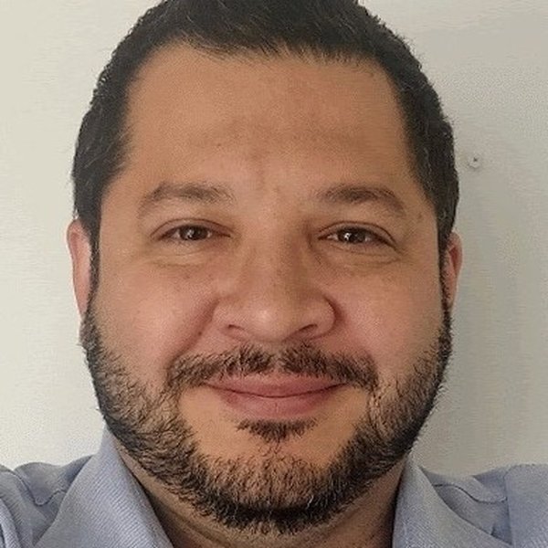Jason E. Medina