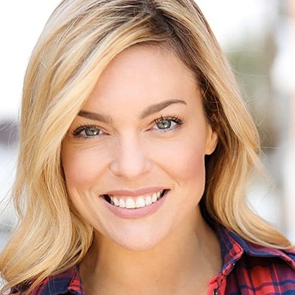 Carly Reeves