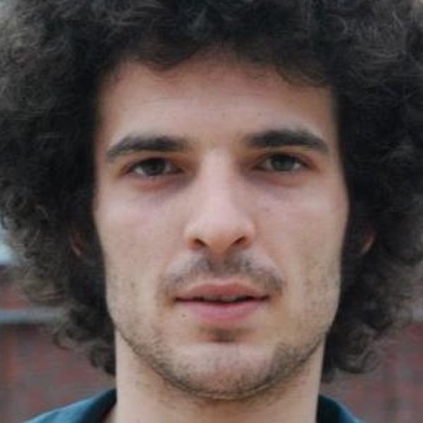Julián Tello