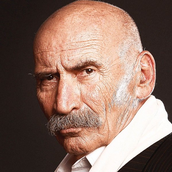 Tuncel Kurtiz