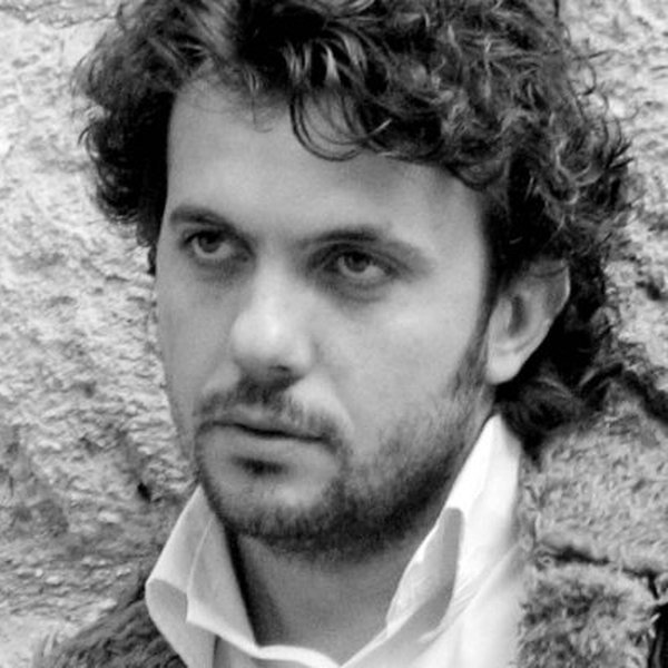Laert Vasili