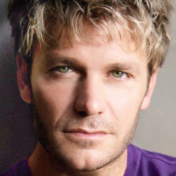 Vic Mignogna