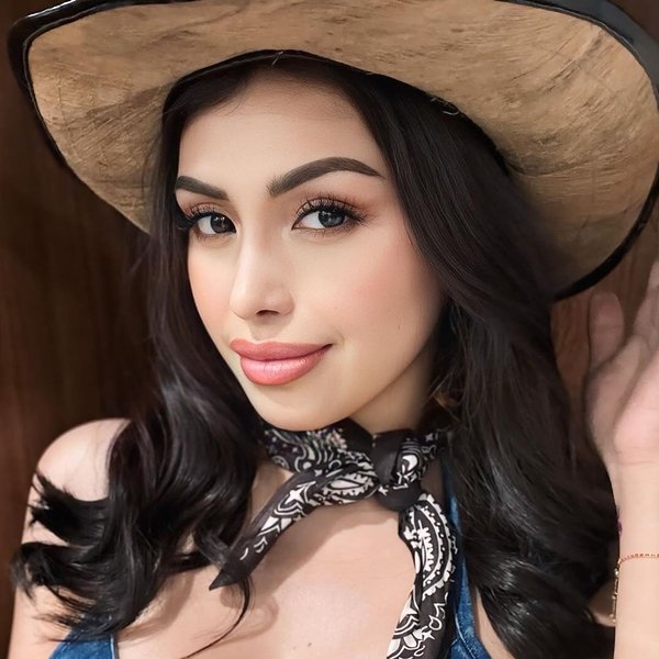 Trixie Escosis