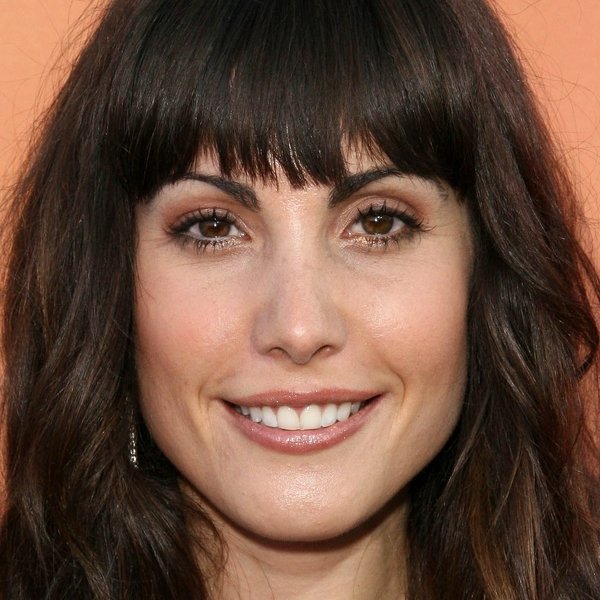 Carly Pope