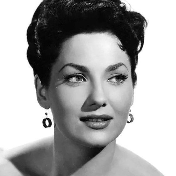 Valerie French