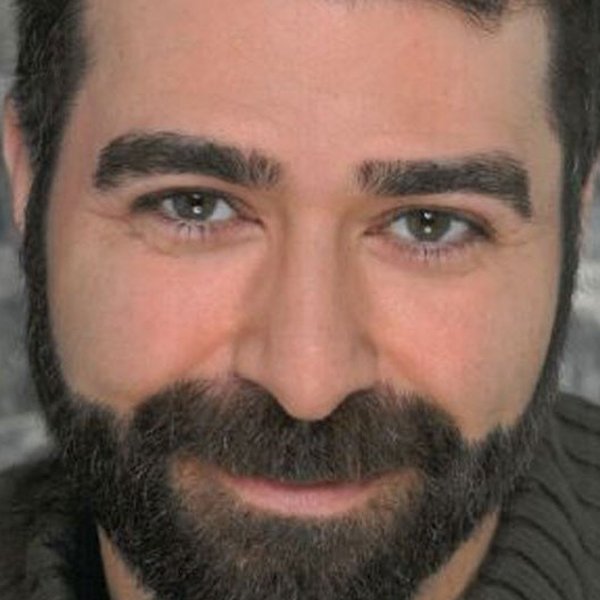Barzin Akhavan