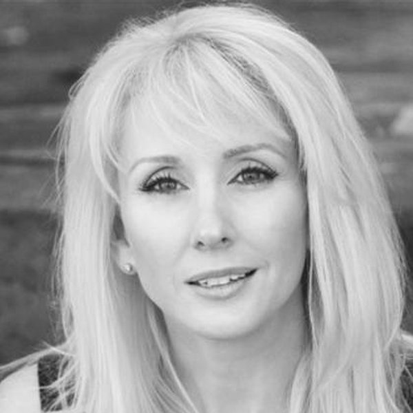 Suzie MacKenzie