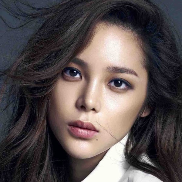 Park Si-yeon