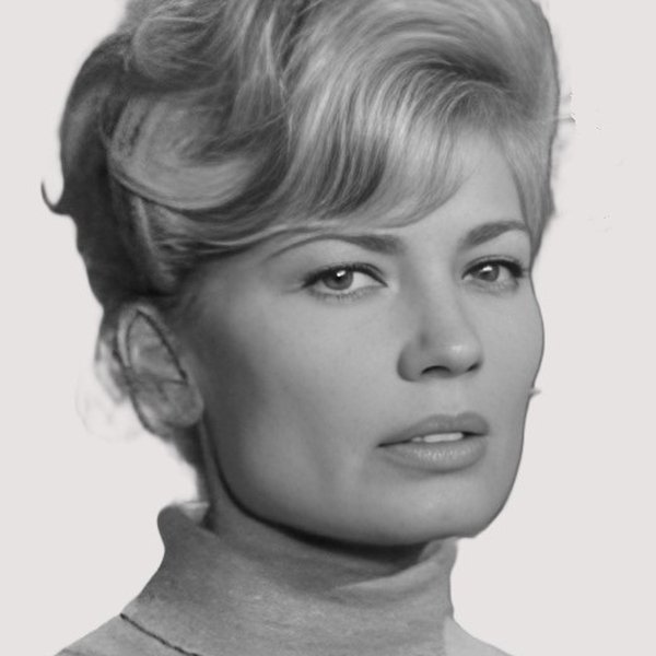 Nadia Sanders