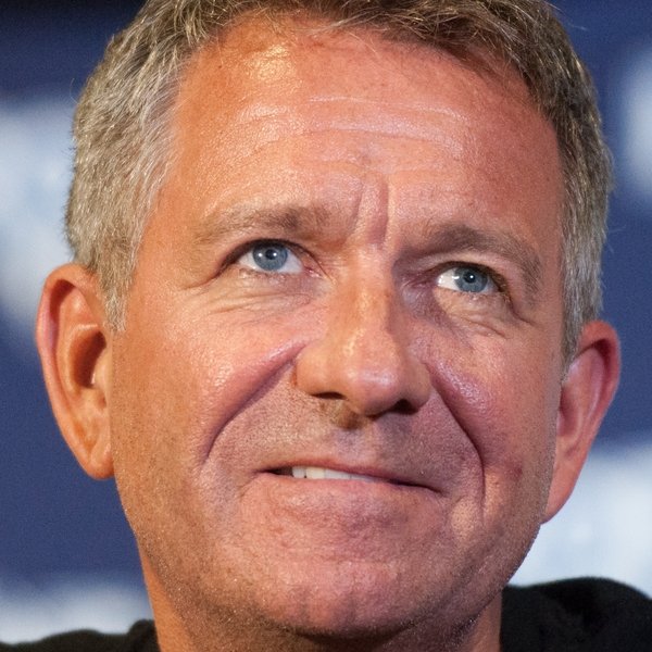 Sean Pertwee
