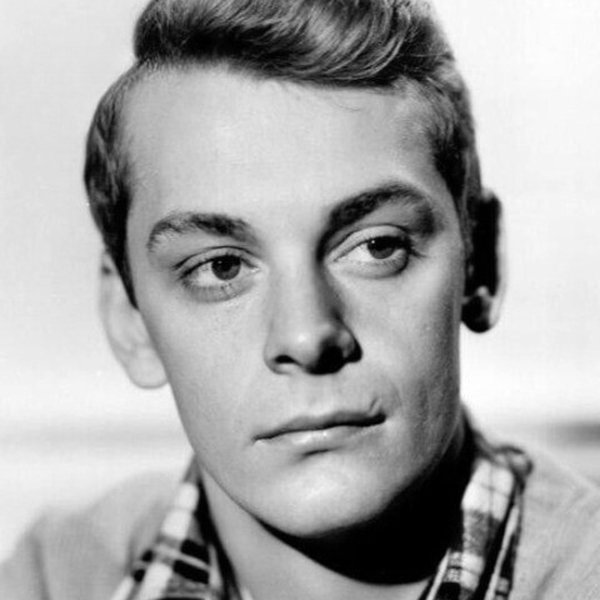 Carleton Carpenter