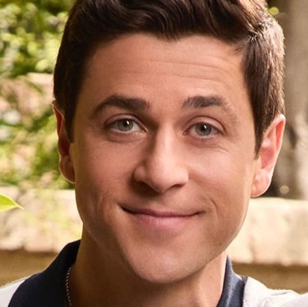 David Henrie