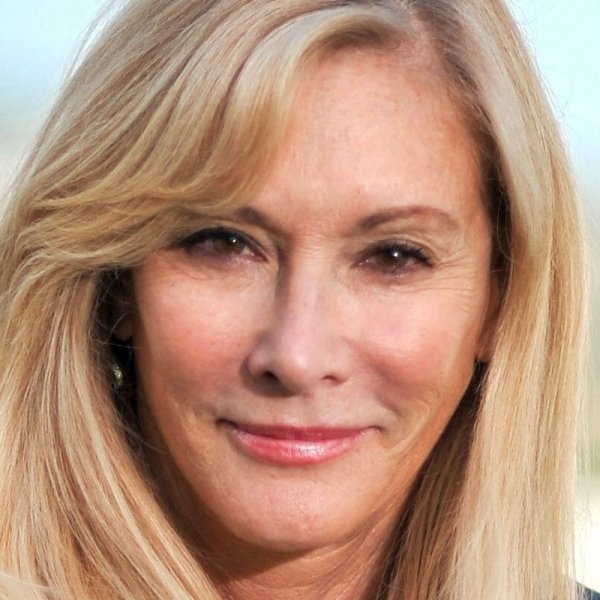 Nanette Workman