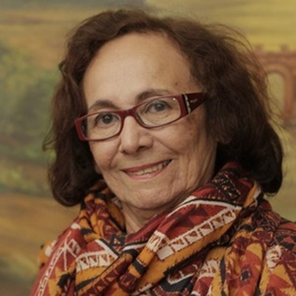 Zezita Matos
