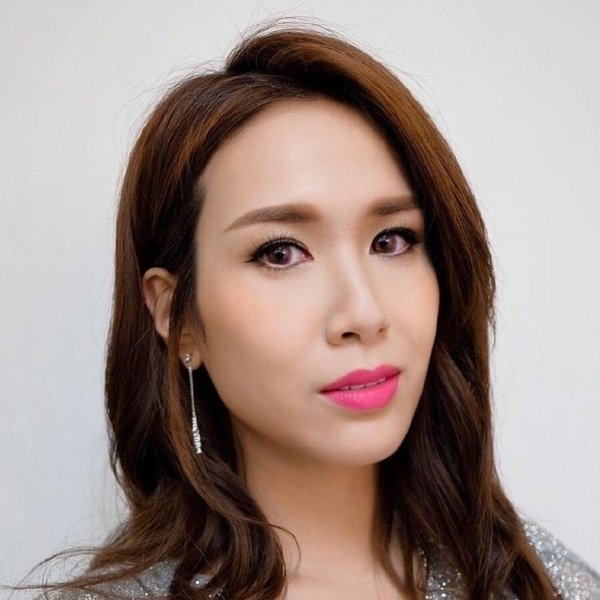 Lisa Chong Si-Ming