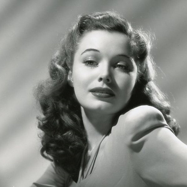 Lois Collier