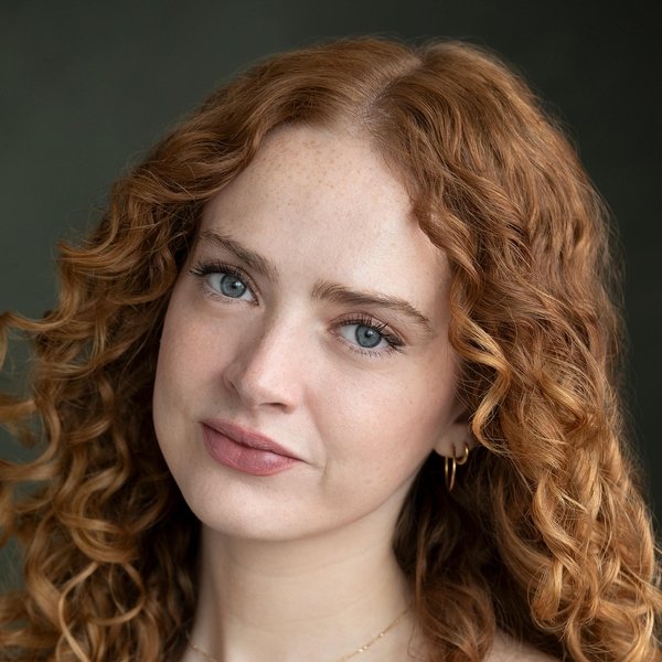 Zoé De Grand Maison