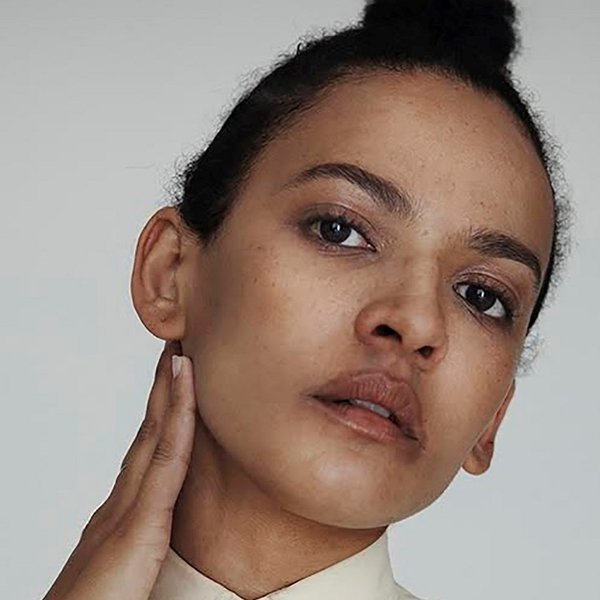 Zindzi Okenyo