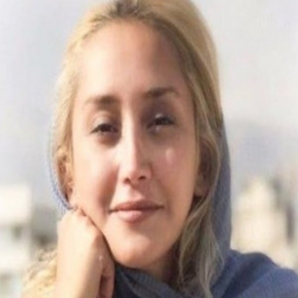 Parinaz Tayeb