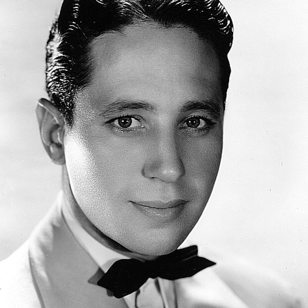 Ross Alexander