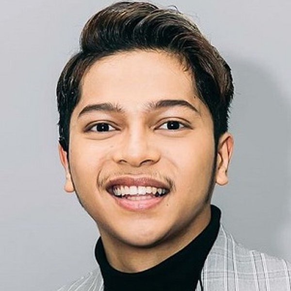 Mark Natama