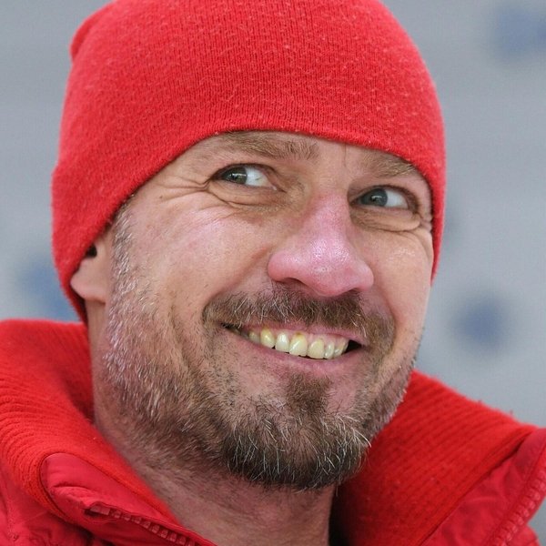 Roman Kostomarov