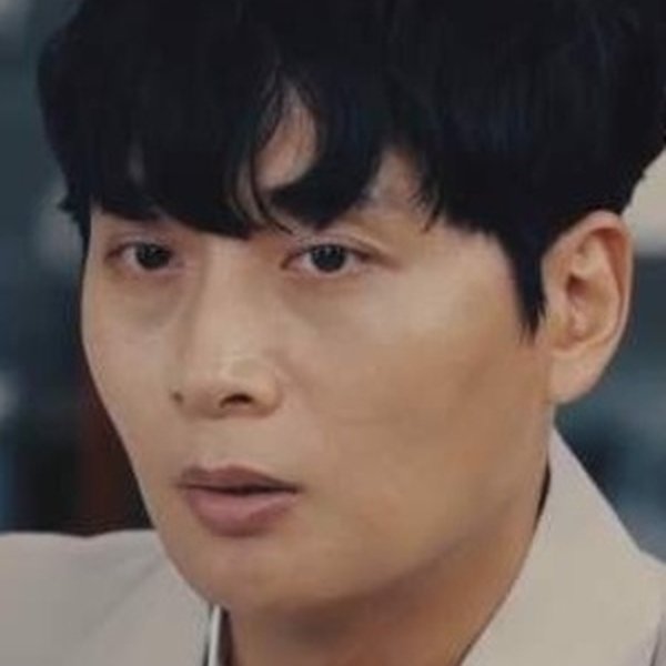 Kang Min-woo