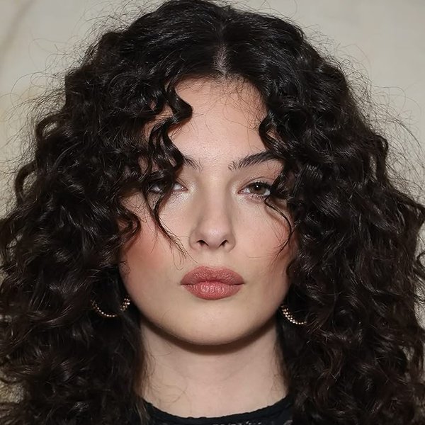Deva Cassel