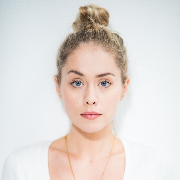 Elke Shari Van Den Broeck