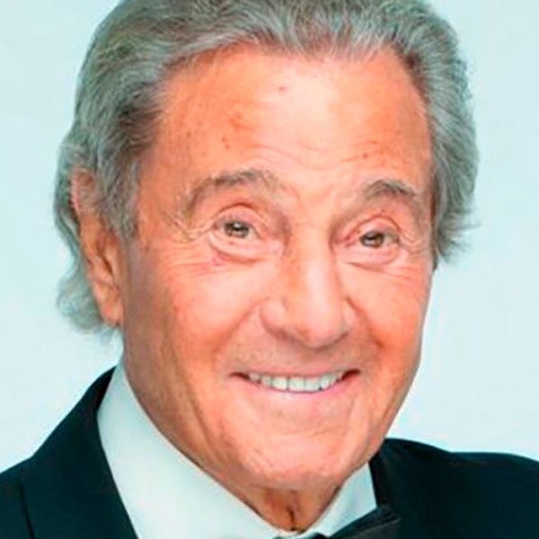Arturo Fernández