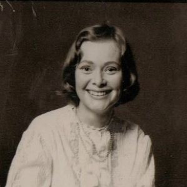 Daphne Neville