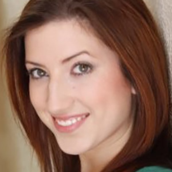 Lara Zaluski