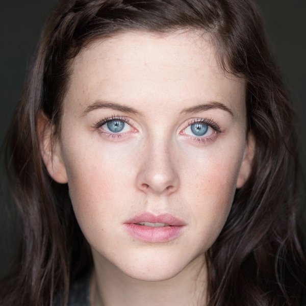 Alexandra Roach