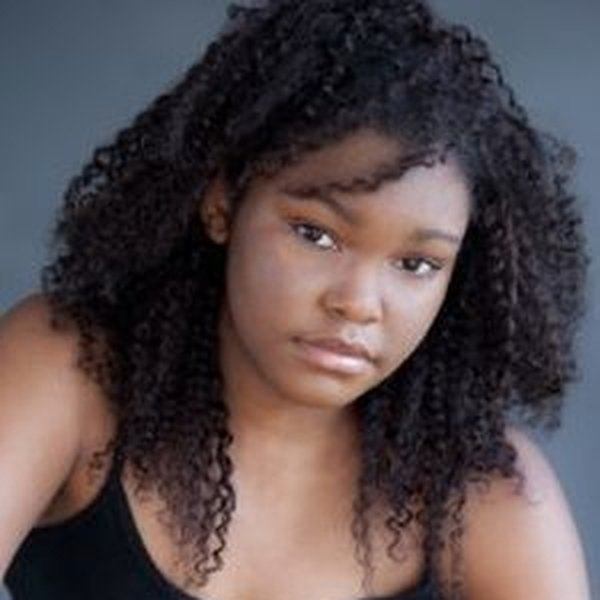 Lydia Du Veaux