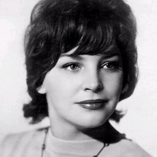 Elza Lezhdey