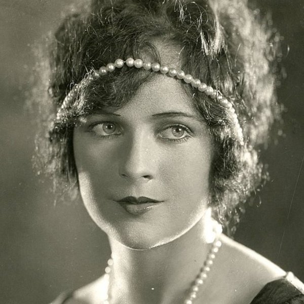 Jacqueline Logan