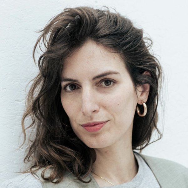 Helena Chambon