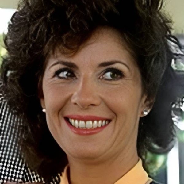 Eva Astor