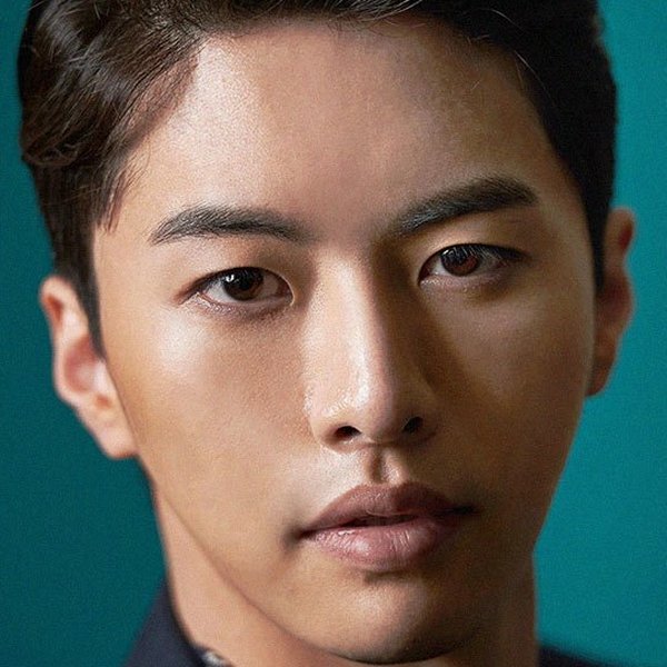 Shin Soo-hang