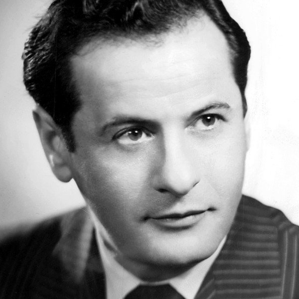 Eli Wallach