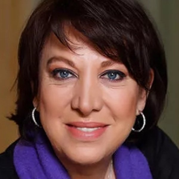 Oya Başar