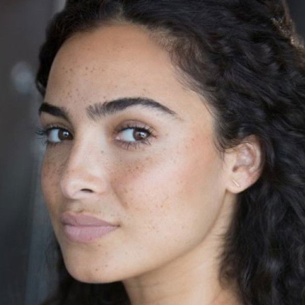 Anna Shaffer