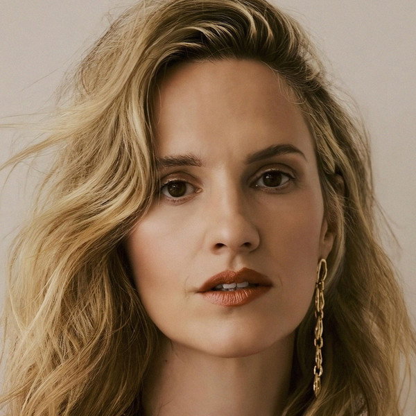Ruth Bradley