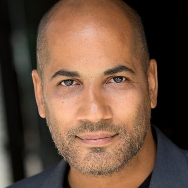 Christopher Rivaro