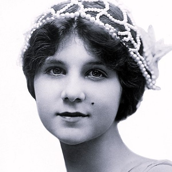 Gladys Hulette